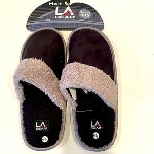 NWT LA Gear Men's Slippers Size 9/10